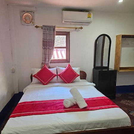 Bed and Breakfast Chitlatda Bila House Luang Prabang Exterior foto