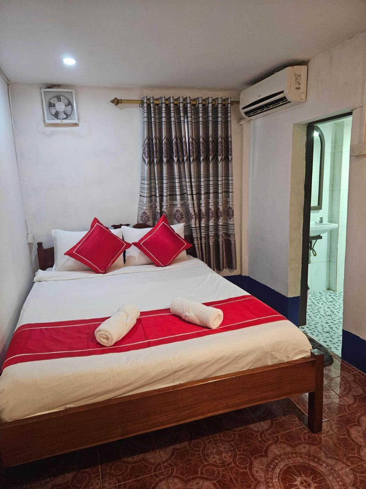 Bed and Breakfast Chitlatda Bila House Luang Prabang Exterior foto