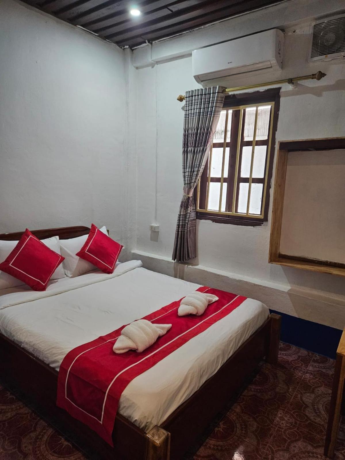 Bed and Breakfast Chitlatda Bila House Luang Prabang Exterior foto